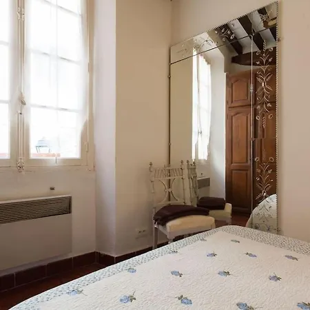 A8 - 2 Bdr Duplex Remparts Heart Of Old Antibes Apartment Exterior photo