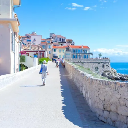 A8 - 2 Bdr Duplex Remparts Heart Of Old Antibes Apartment Exterior photo